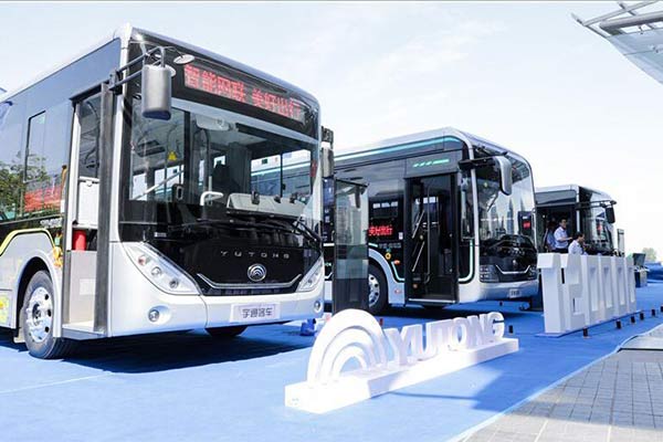 Передав 120000-й пассажирский автобус на новых источниках энергии, Yutong продвигает индустрию на новую высоту