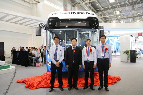8 впечатляющих моделей Юйтун находятся в центре внимания на 13 Китайской международной транспортной выставке