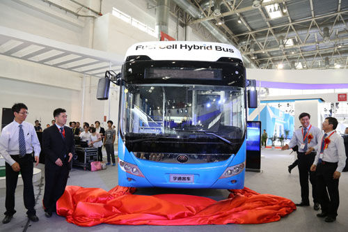 8 впечатляющих моделей Юйтун находятся в центре внимания на 13 Китайской международной транспортной выставке