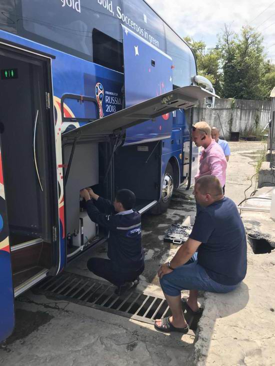 Компания автобуса Yutong успешно выполнила сервисную работу во время чемпионата мирапо футболу