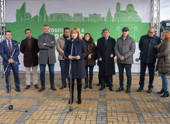 Первая партия чисто электрических автобусов запущена на использование, YUTONG открыла новое время экологичного транспорта Болгарии