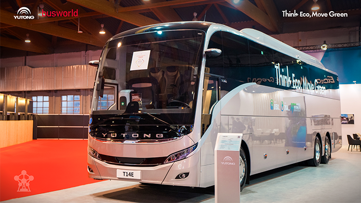 Компания Yutong представила концепцию EV Long-Life Tech на выставке Busworld Europe 2025 и получила семь основных наград