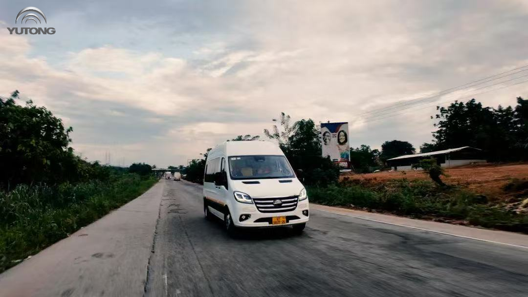 Испытание дорогами Ганы: лёгкий коммерческий транспорт Yutong доказал надёжность, топливную экономичность и комфорт