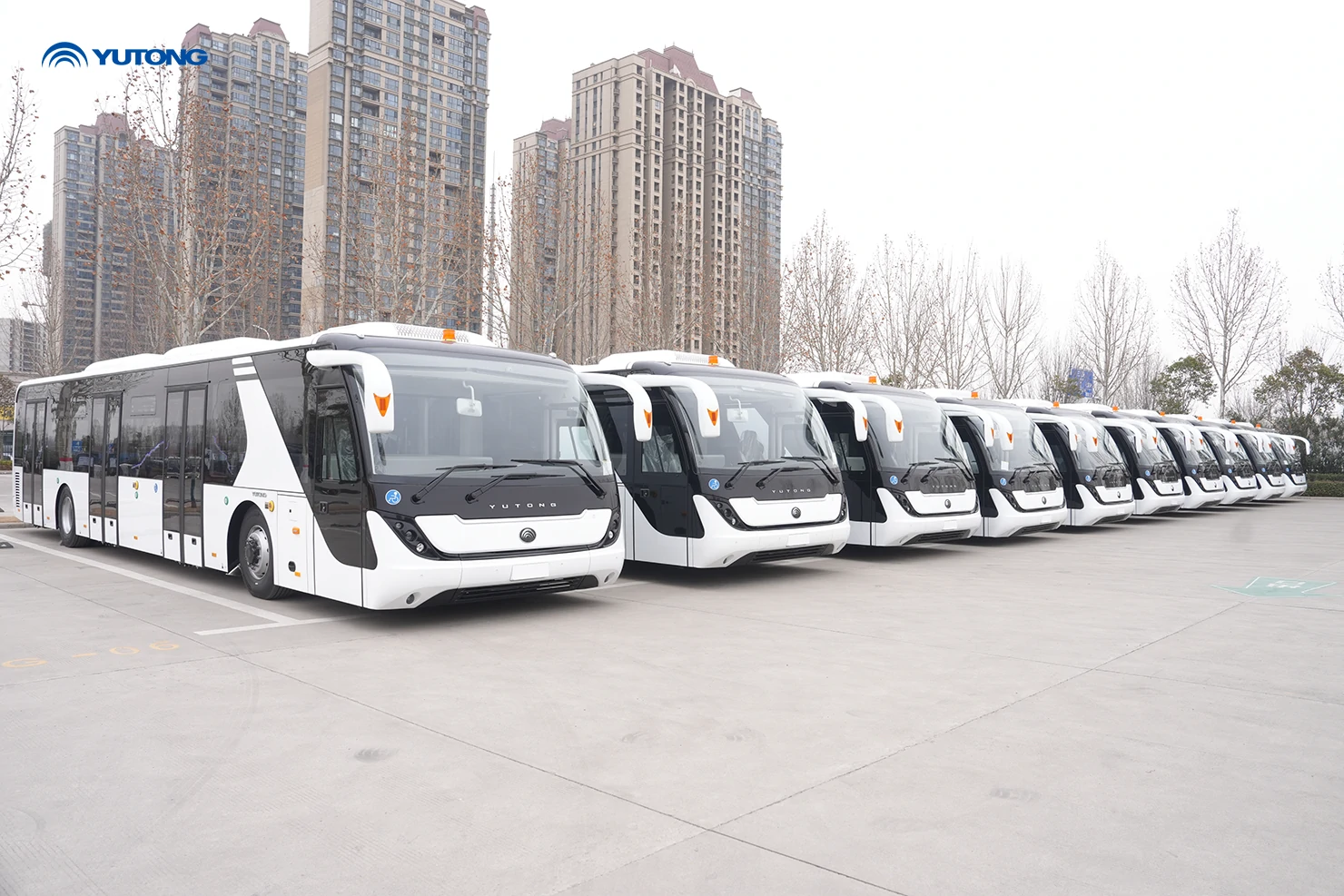 Перронные автобусы Yutong впервые выходят на рынок Кувейта Перронные автобусы Yutong впервые выходят на рынок Кувейта